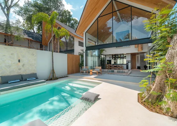 Villa Vaya - Luxe & Stylish 3br Just Steps From The Seminyak (Bali)