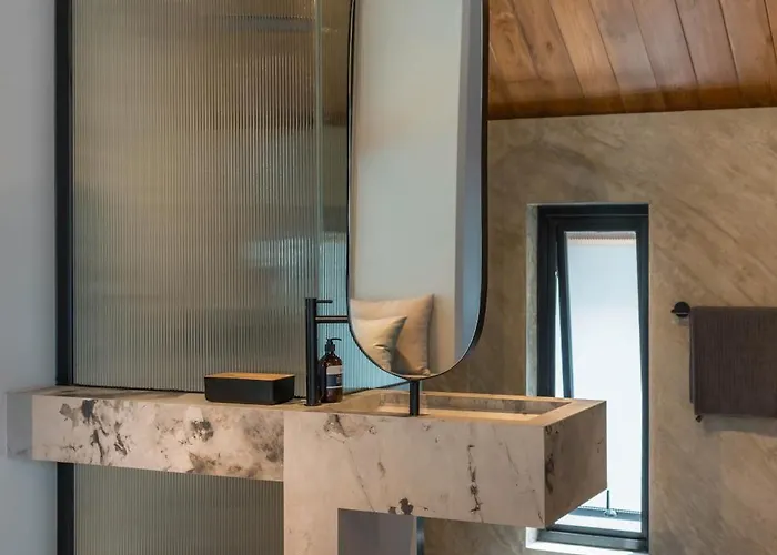 Vaya - Luxe & Stylish 3br Just Steps From The * Seminyak (Bali)