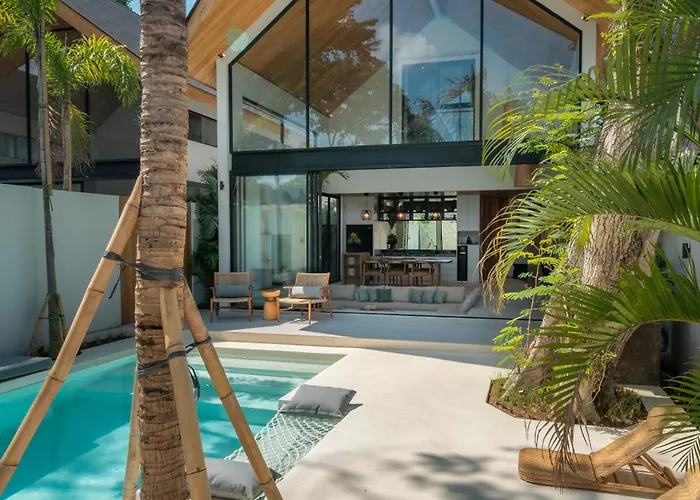 Vaya - Luxe & Stylish 3br Just Steps From The * Seminyak (Bali)