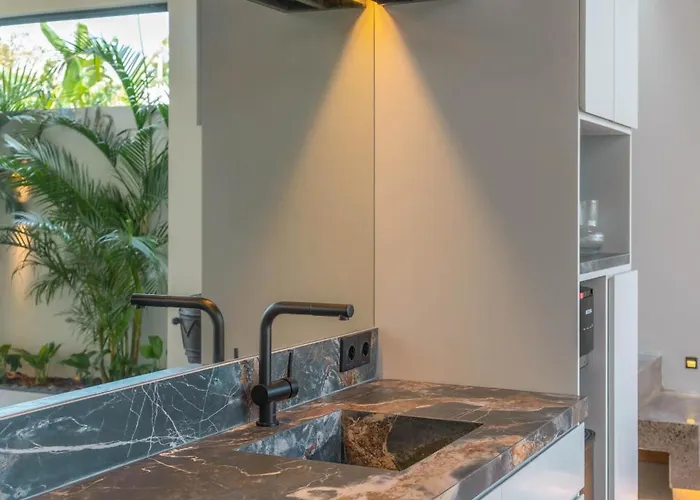 Vaya - Luxe & Stylish 3br Just Steps From The *